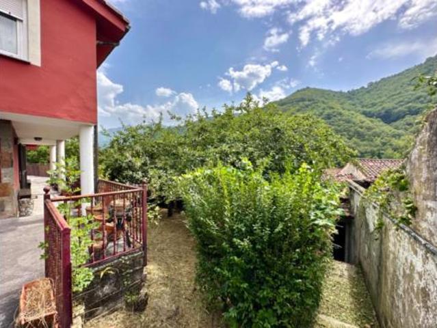 Chalet en venta en Aller, Asturias