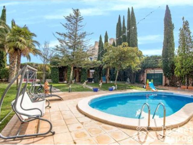 Chalet en venta en Almansa, Castilla-La Mancha