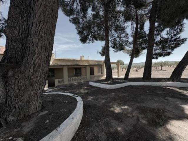 Chalet en venta en Almansa, Castilla-La Mancha