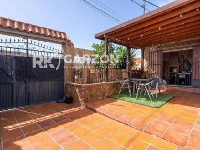 Chalet en venta en Almería