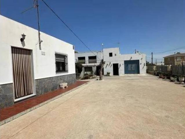 Chalet en venta en La Cañada de San Urbano, Almería