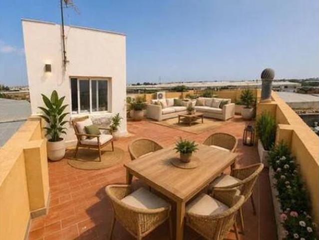 Chalet en venta en Costacabana, Almería
