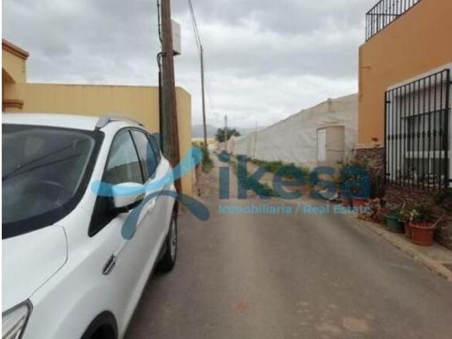Chalet en venta en Loma Cabrera, Almería