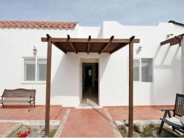 Chalet en venta en Retamar, Almería