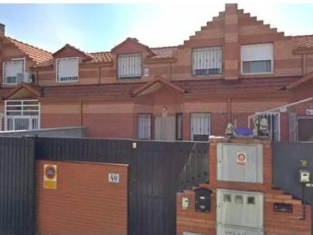 Chalet en venta en Alovera, Castilla-La Mancha