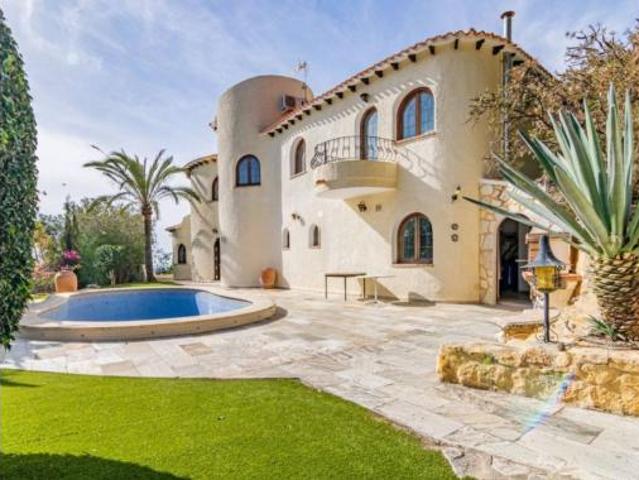 Villa en venta en Altea