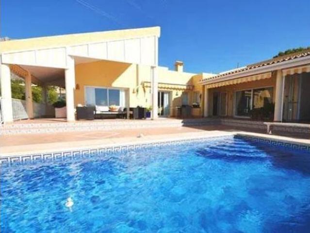 Chalet en venta en la Marina Baixa, Valencia