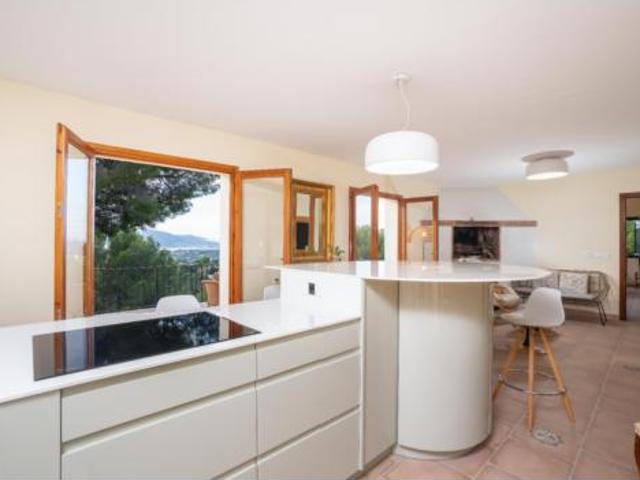 Chalet en venta en la Marina Baixa, Valencia