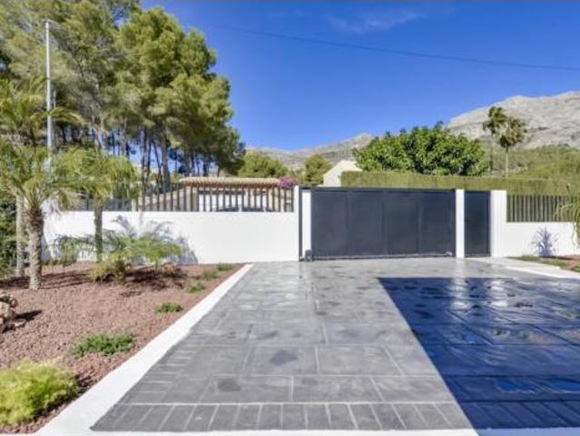 Chalet en venta en Urbanització Santa Clara, la Marina Baixa