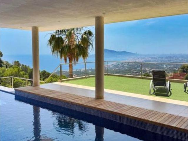 Chalet en venta en la Marina Baixa, Valencia
