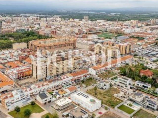 Chalet en venta en Parc, Alzira