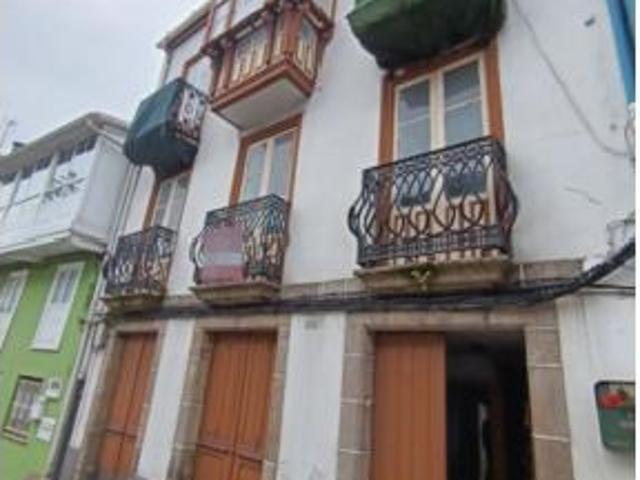 Chalet en venta en Ames, Santiago