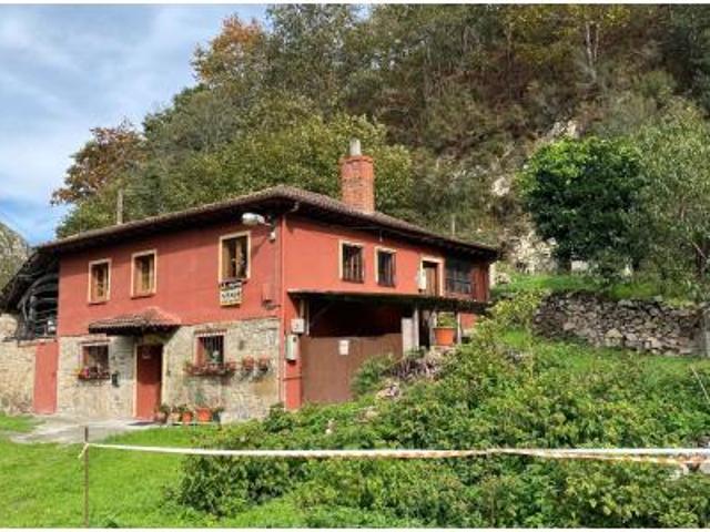 Villa en venta en Amieva, Miyares Villa en venta en Amieva, Miyares