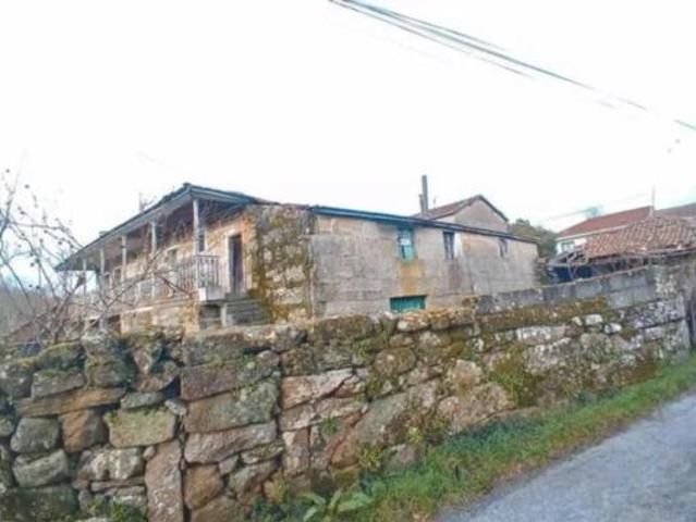 Chalet en venta en Amoeiro, Ourense