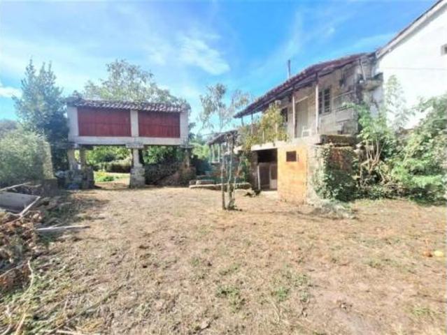 Chalet en venta en Amoeiro, Ourense