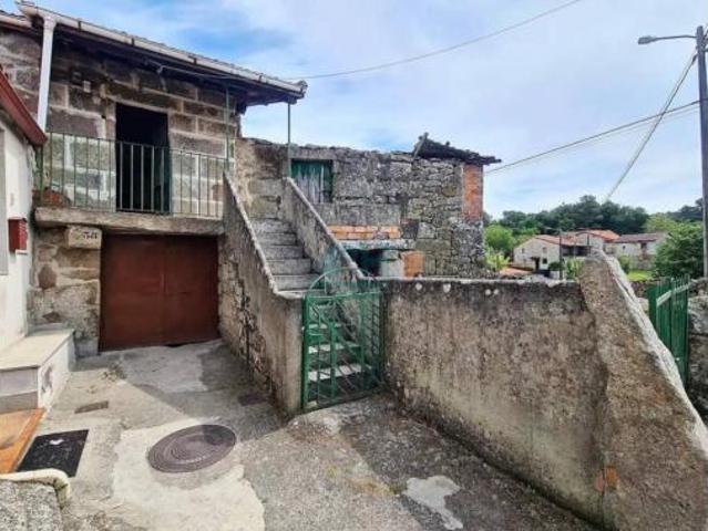 Chalet en venta en Amoeiro, Ourense