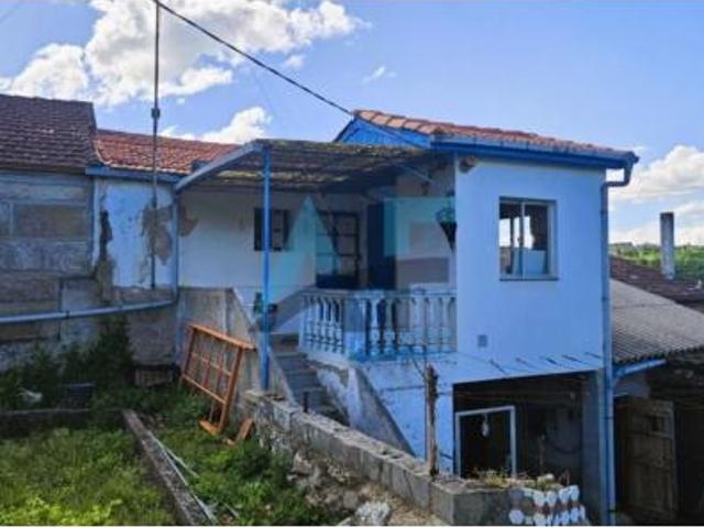 Chalet en venta en Amoeiro, Ourense
