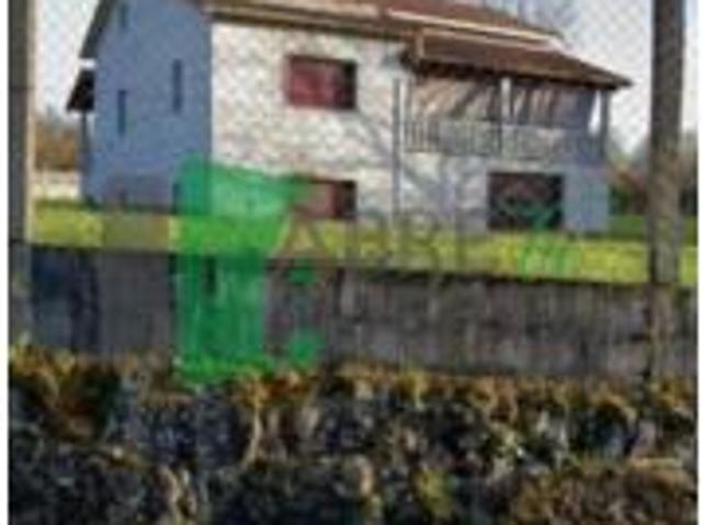 Chalet en venta en Amoeiro, Ourense