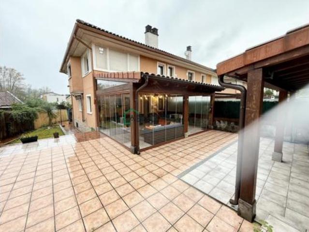 Chalet en venta en Amorebieta-etxano, Guipúzcoa