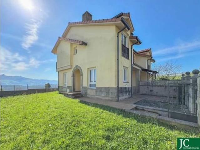 Chalet en venta en Hoz de Marrón, Ampuero