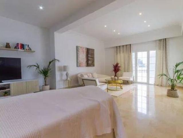 Chalet en venta en es Camp de Mar, Serra de Tramuntana