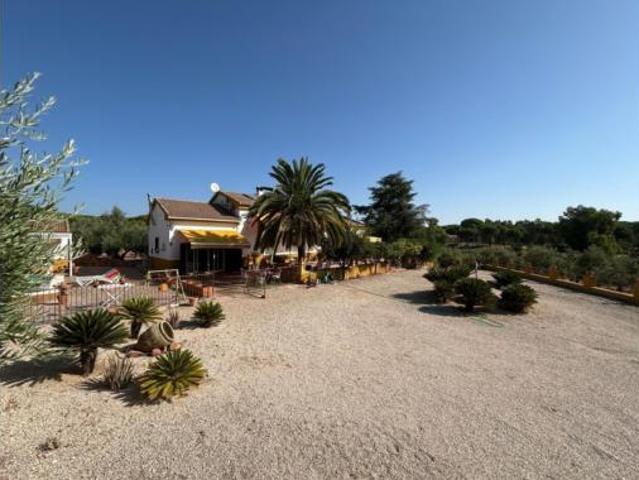 Chalet en venta en Polígono Industrial Ave María, Andújar