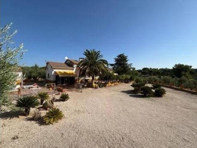 Chalet en venta en Andújar, Andalucía