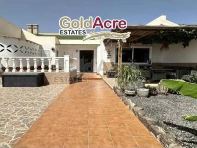 Chalet en venta en El Castillo, Antigua