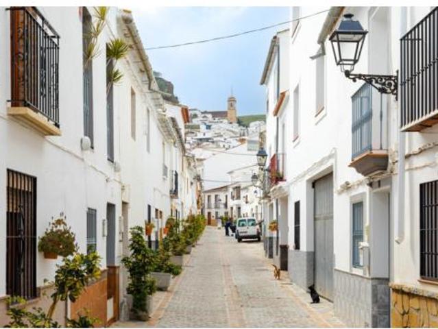 Villa en venta en Ardales