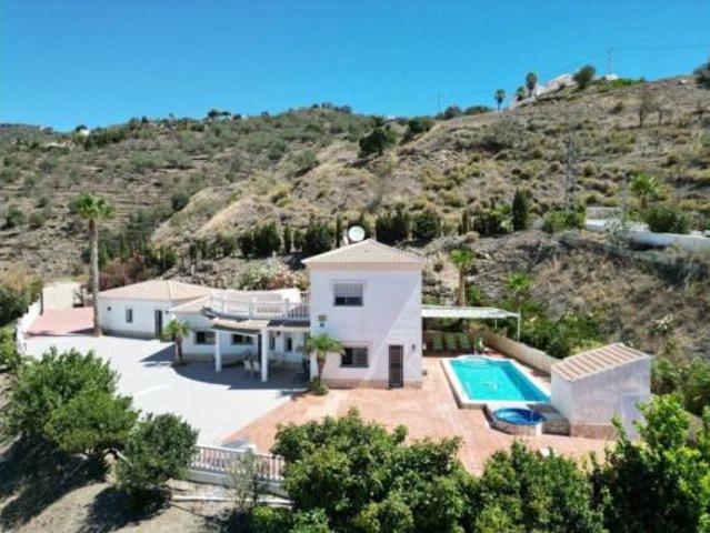Villa en venta en Arenas