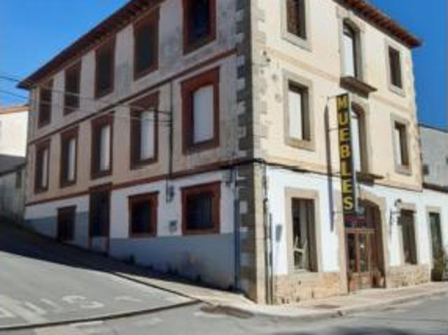 Chalet en venta en Arenas De San Pedro, Castilla y León