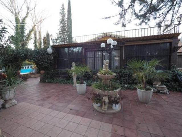 Chalet en venta en Tomelloso, Castilla-La Mancha