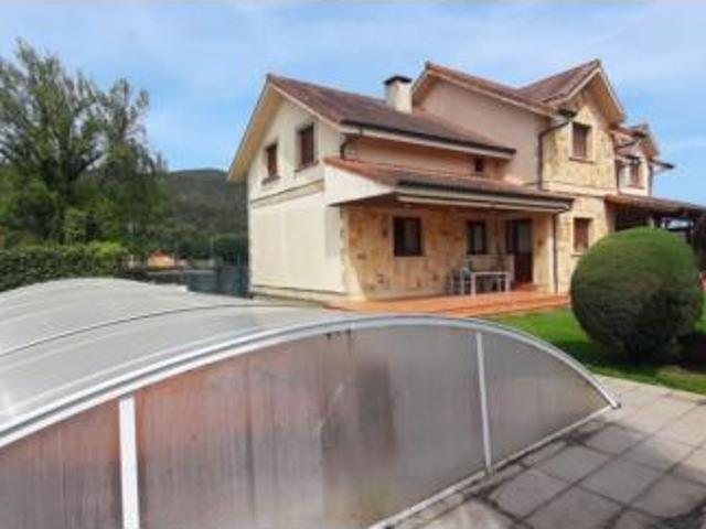 Chalet en venta en Argoños, Cantabria