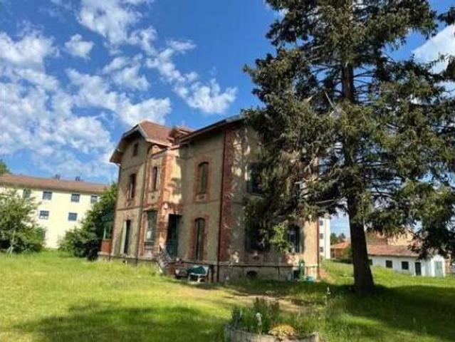 Chalet en venta en Arija, Castilla y León