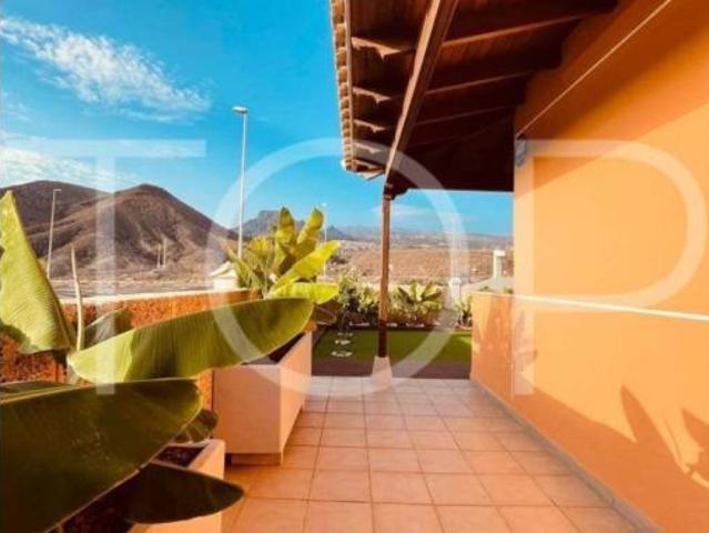 Chalet en venta en Los Cristianos, Arona