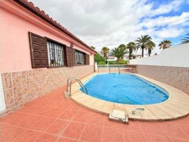 Chalet en venta en Guargacho, San Miguel de Abona