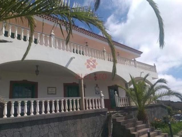 Chalet en venta en El Bebedero, Arona