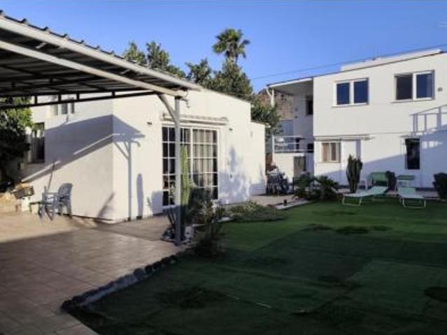Chalet en venta en Parque de la Reina, Arona