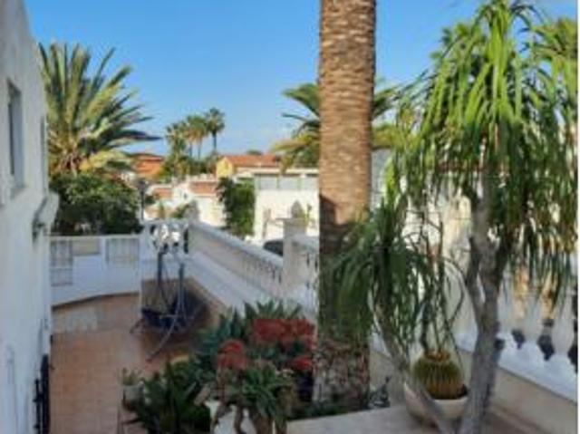 Chalet en venta en Los Cristianos, Arona