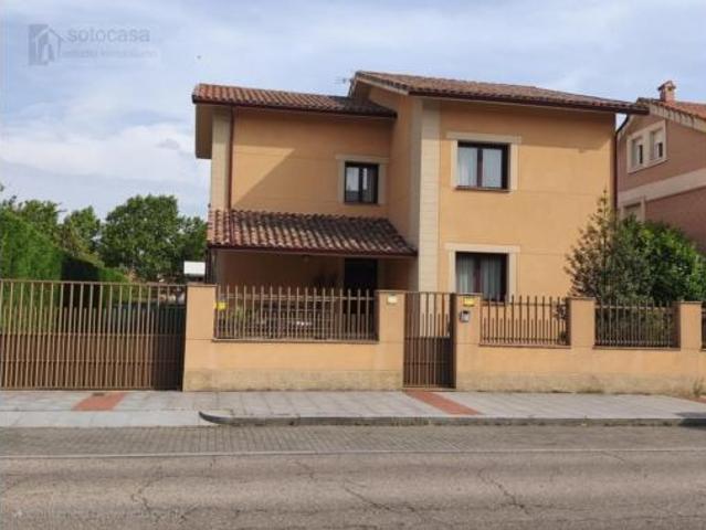 Chalet en venta en La Vega, Arroyo De La Encomienda