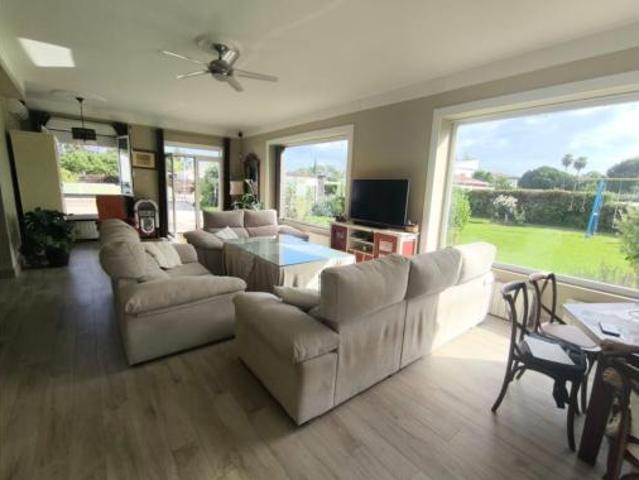 Chalet en venta en Arroyo De San Serván, Extremadura