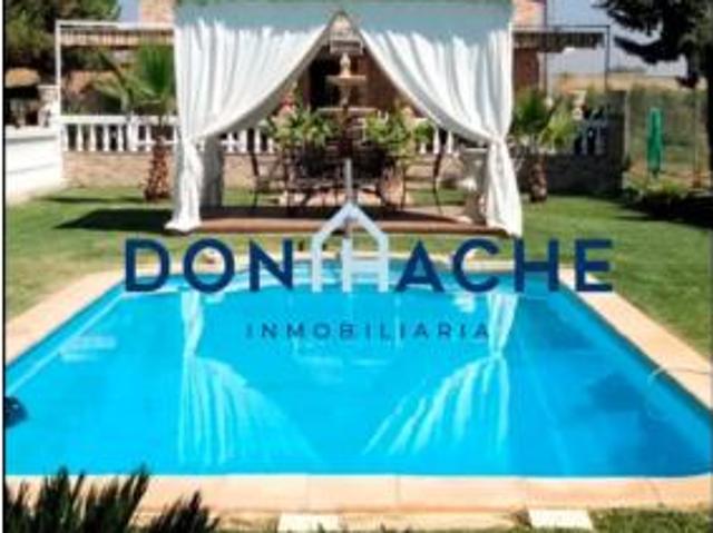 Chalet en venta en Arroyo De San Serván, Extremadura