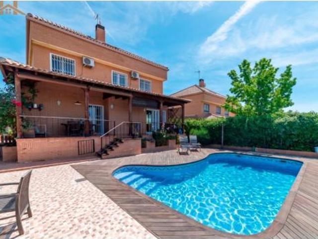 Chalet en venta en Las Castañeras, Arroyomolinos