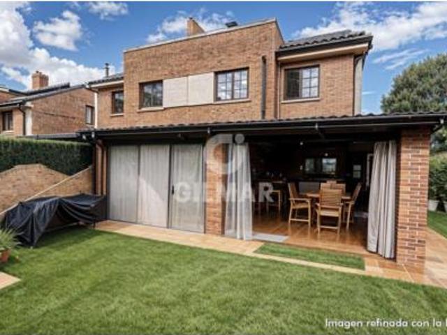 Chalet en venta en Las Castañeras, Arroyomolinos