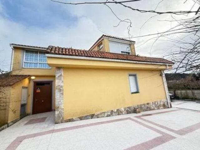 Chalet en venta en Oseiro, A Coruña