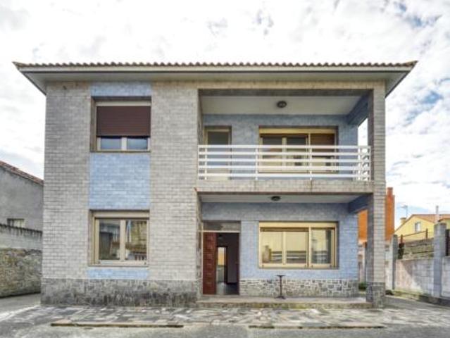 Chalet en venta en Oseiro, A Coruña