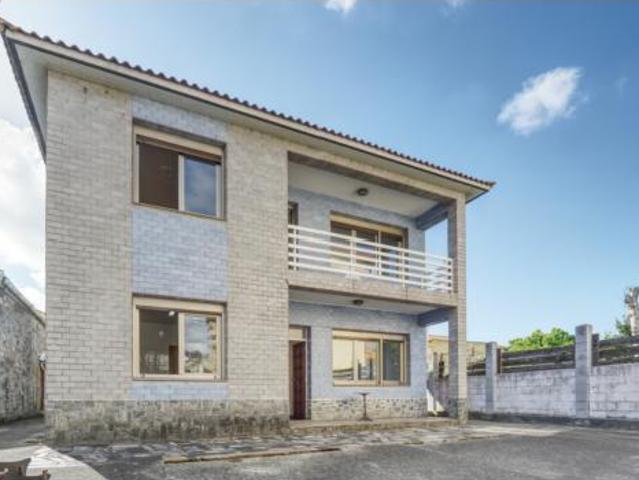 Chalet en venta en Oseiro, A Coruña