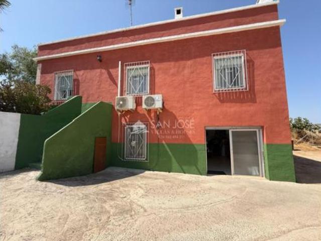 Chalet en venta en La Columna, el Vinalopó Mitjà / El Vinalopó Medio