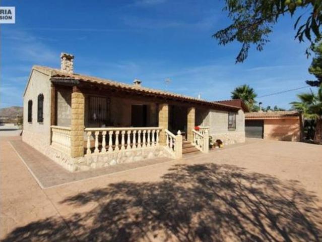Chalet en venta en el Vinalopó Mitjà / El Vinalopó Medio, Valencia