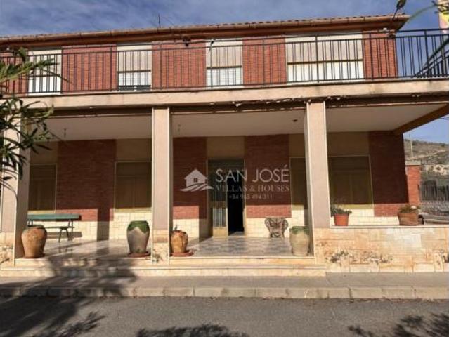Chalet en venta en el Vinalopó Mitjà / El Vinalopó Medio, Valencia